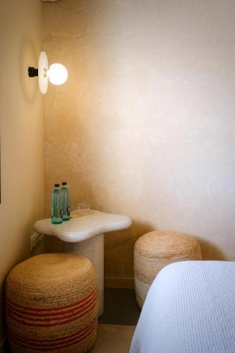 hotel boutique calagneta art i vi