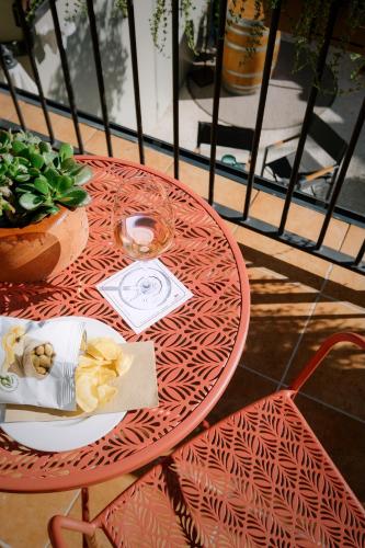 hotel boutique calagneta art i vi