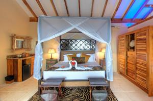 hotel casa chameleon mal pais adults only