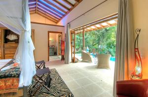 hotel casa chameleon mal pais adults only