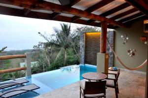 hotel casa chameleon mal pais adults only