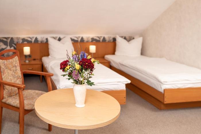 hotel waldhaus waltershausen