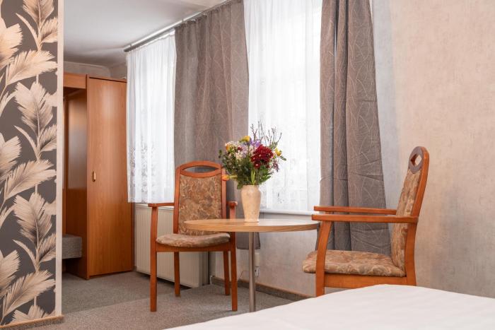 hotel waldhaus waltershausen
