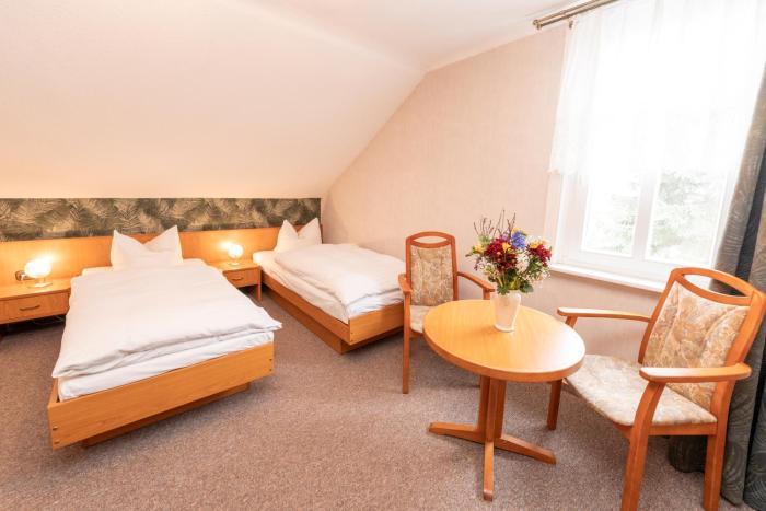 hotel waldhaus waltershausen