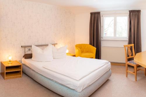 Hotel Waldhaus Waltershausen,,0 star