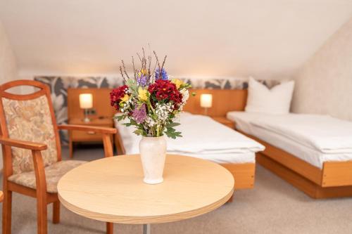 Hotel Waldhaus Waltershausen,,0 star