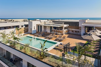 enorme epavli urban living