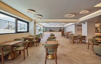 enorme epavli urban living