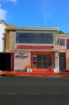 Hotel Madrigal,,3 star