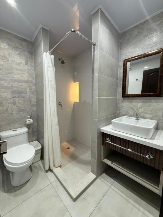 hotel madrigal