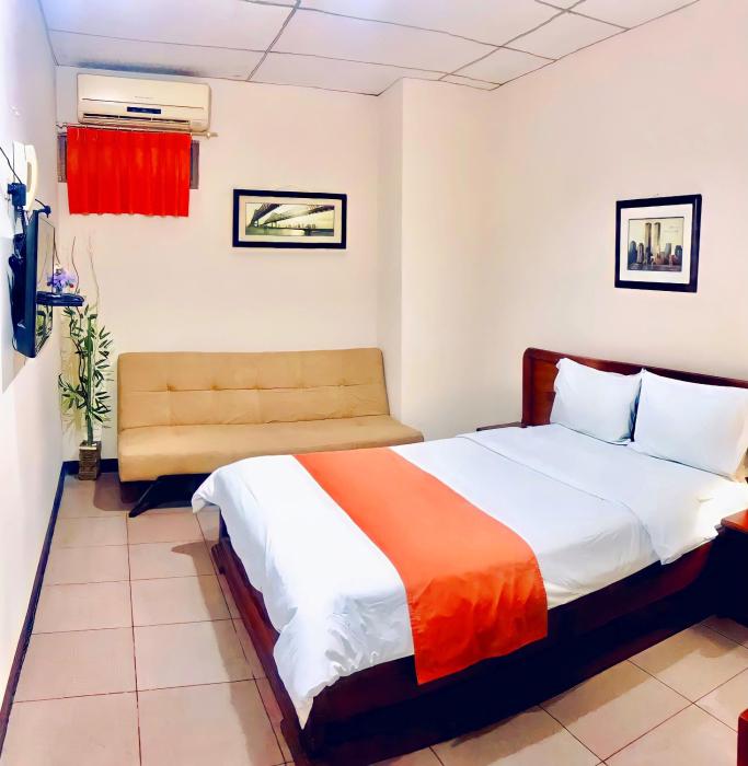 hotel madrigal