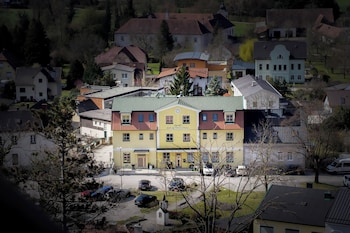 Hotel Zur Alten Schule,,3 star