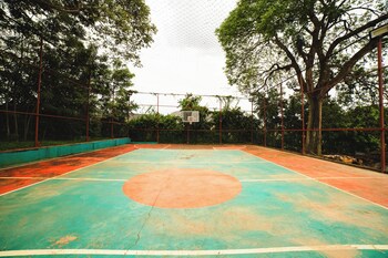 Serenity Sports Oasis,,3 star