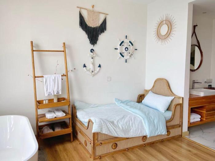 fuxian lake lanshan su ant nest homestay