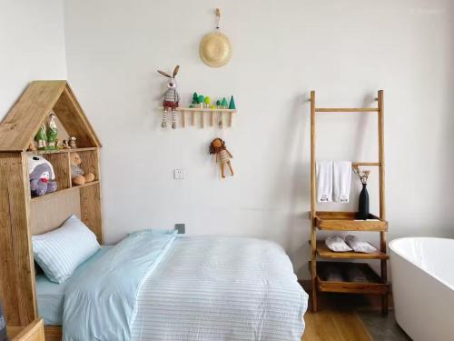fuxian lake lanshan su ant nest homestay
