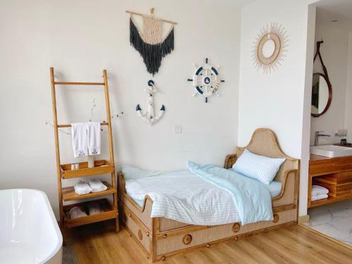 fuxian lake lanshan su ant nest homestay