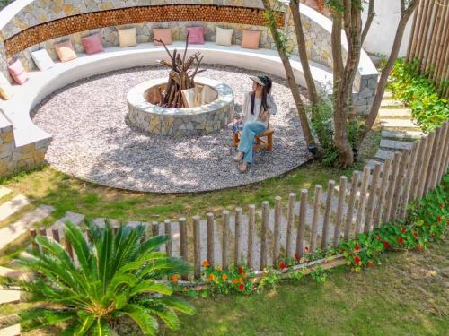fuxian lake lanshan su ant nest homestay