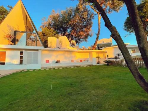 fuxian lake lanshan su ant nest homestay