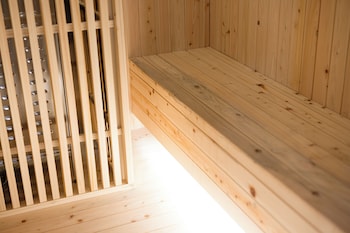 haeundae marine capsule hotel and spa