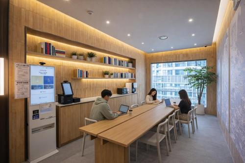 haeundae marine capsule hotel and spa