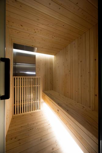 haeundae marine capsule hotel and spa