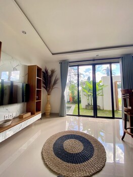 villa indah