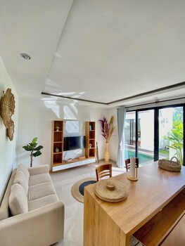 villa indah