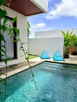 villa indah