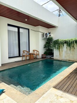 villa indah