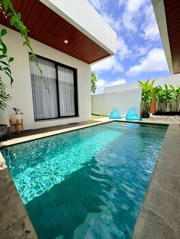 villa indah