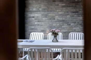 dali ancient city xishan designer hotel