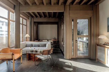 dali ancient city xishan designer hotel
