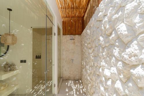 villa sora by alfred in bali