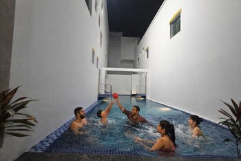 white forest pv hotels