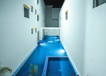 white forest pv hotels