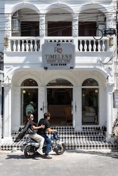 rq timeless phuket old town