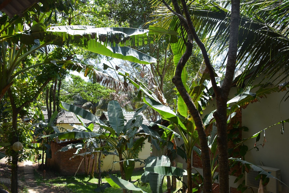 ancarine beach resort