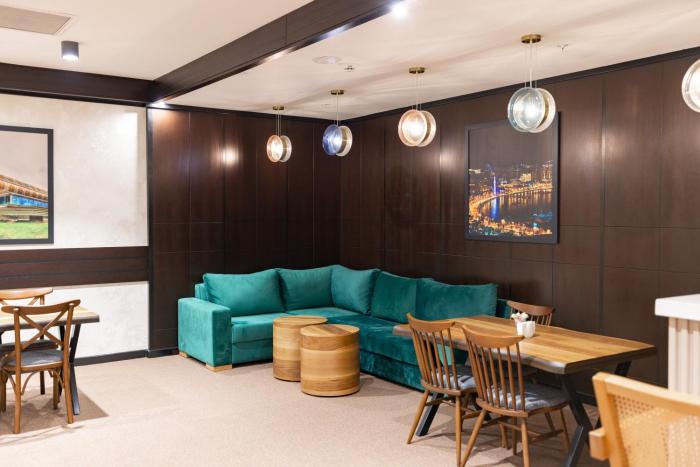 gis hotel ganja