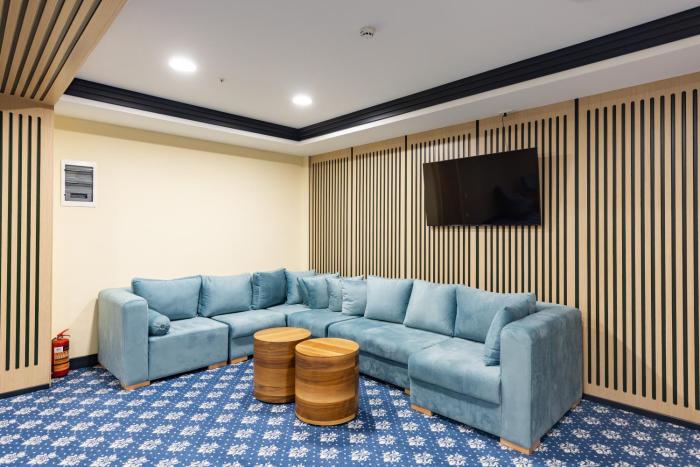 gis hotel ganja