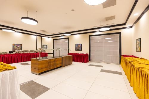 gis hotel ganja