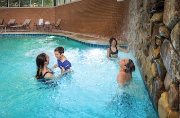 Sauder Village Heritage Inn,,3 star