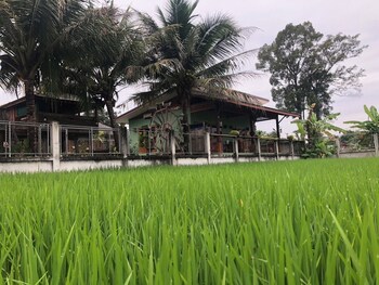 smile homna rest house