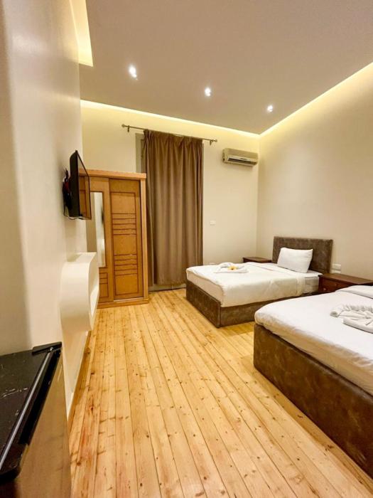 yacoubian hotels