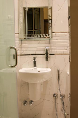 yacoubian hotels