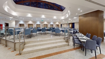 alansar platinum hotel