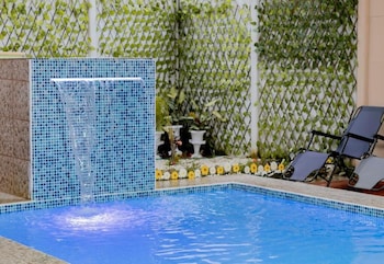 Macaws Villa,,3 star