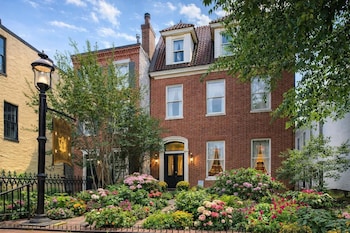 rachaels inner harbor boutique inn