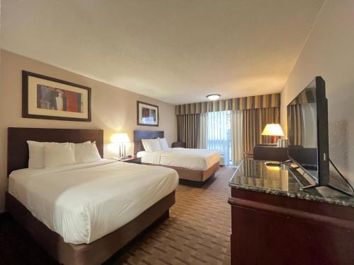 derby hotel and suites