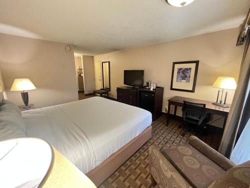 derby hotel and suites