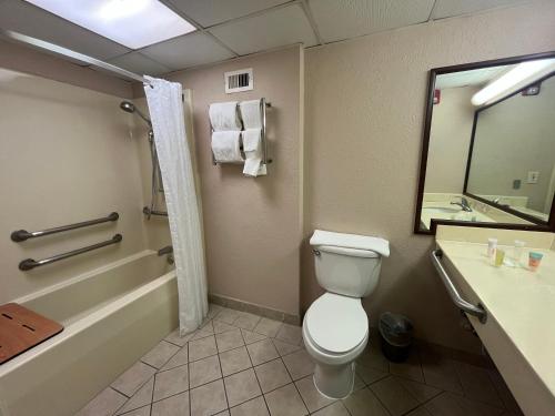 derby hotel and suites